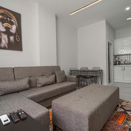 Charming And Central Flat Near Beach In Muratpasa Apartment Antalya Exterior photo